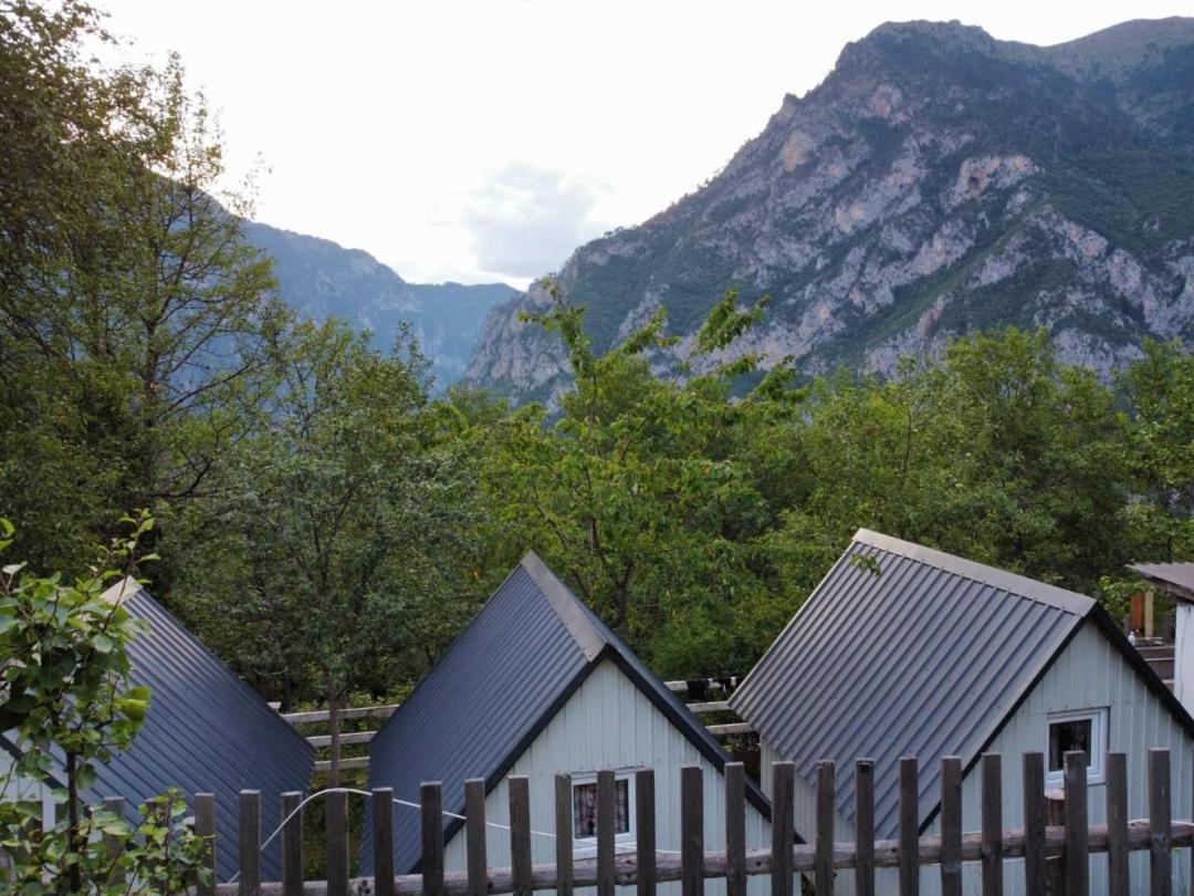 Ethno Cottage Momo Tepca Žabljak Camera foto